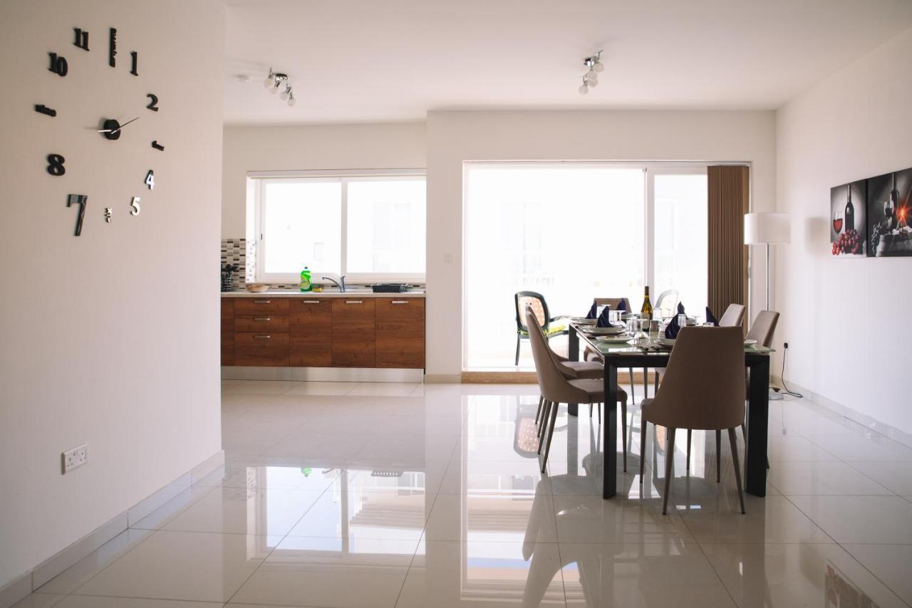 Modern 3 Bedroom With Ac Apartment Żabbar 외부 사진